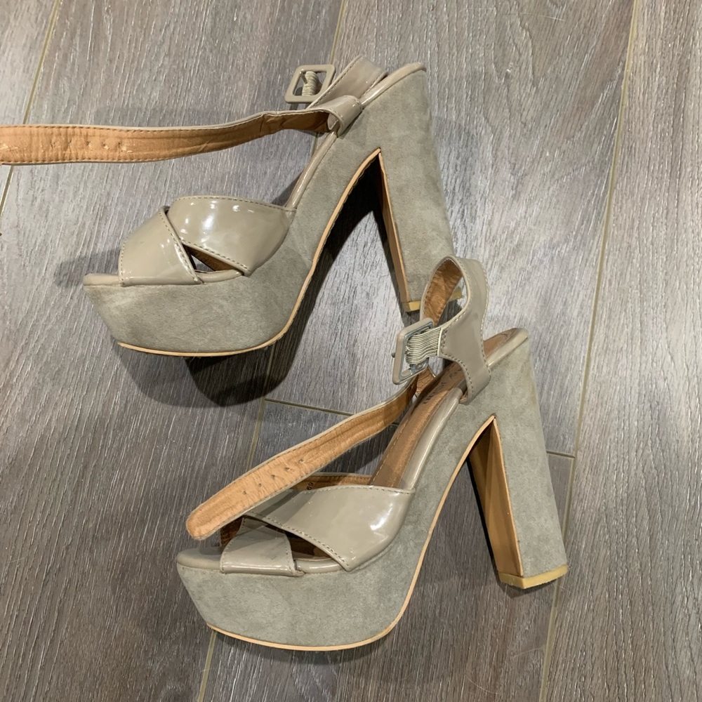 Tan Heels
